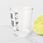 Zwart & Wit Kalligrafie Bruiloft Save the Date Shot Glas (Rechts)
