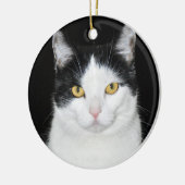 Zwart-wit katportret keramisch ornament (Links)