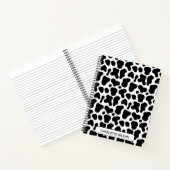 Zwart-wit Koe Print Pattern Monogrammed Notitieboek (Binnen)