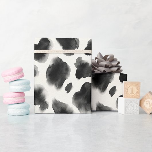 Zwart-wit koeienprintpatroon cadeaupapier (Baby Shower)