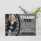 Zwart & wit krijtbord Afstuderen dank u kaart (Staand voorkant)