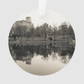 Zwart-wit landschap in Central Park Ornament (voorkant)
