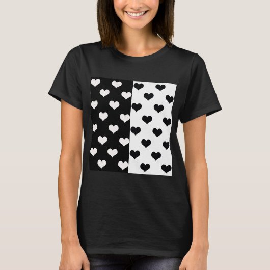 Zwart Wit Liefde Hartpatroon T-shirt (Voorkant)