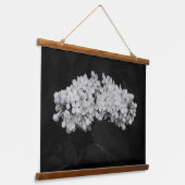 Zwart-wit Lilacs Bloemenfotografie Hangend Wandkleed (Gebogen)