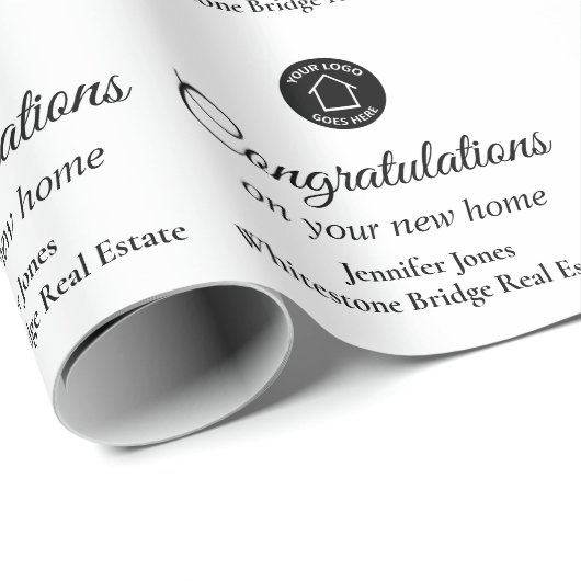 Zwart-wit logo van onroerend goedbedrijf op maat cadeaupapier (Rol Hoek)