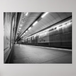 Zwart-wit London Underground Speeding Train Poster