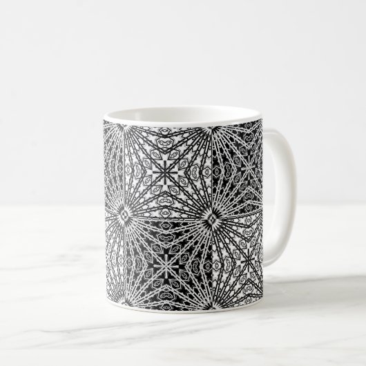 Zwart & Wit Looking Glass Mandala 2 Koffiemok (Voorkant rechts)