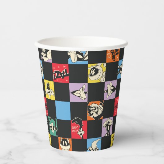 Zwart-wit LOONEY TUNES™ in kleurrijke checker Papieren Bekers (Voorkant)