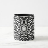 Zwart-wit-mandala, caleidoscoop, rond ornament mok (Midden)