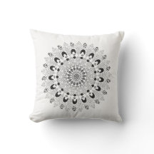 Zwart-wit Mandala Flower Design Sierkussen