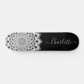 Zwart wit Mandala Pattern Monogram Skateboard (Horizontaal)