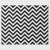 Zwart-wit Medium Size Chevron Stripes Cadeaupapier (Vlak)