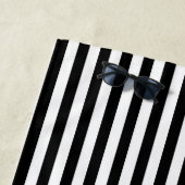 Zwart-wit Medium Size Verticale Stripes Strandlaken (In situ)