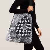 Zwart-wit met handtekening Zen Doodle Drawing Crossbody Tas (Dichtbij)