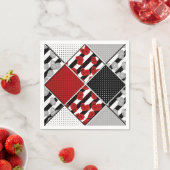 Zwart wit met rode retro patchwork servet (Insitu)