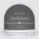 Zwart & Wit Minimal Bow Passen getrouwd Trouwfoto Sneeuwbol (Achterkant)