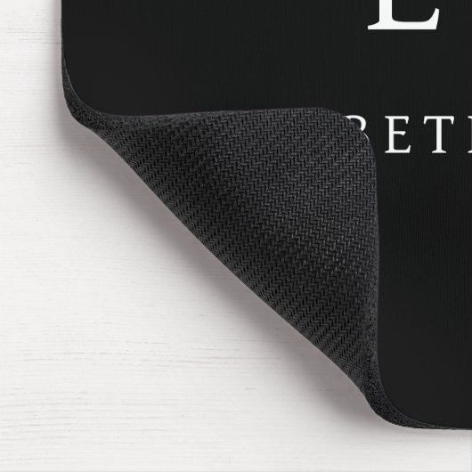 Zwart-wit Minimalistisch Modern Monogram Muismat (Hoek)