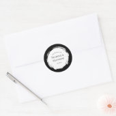 Zwart-wit minimalistische bruiloft ronde sticker (Envelop)