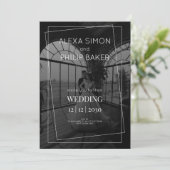 Zwart-wit minimalistische foto bruiloft kaart (Staand voorkant)