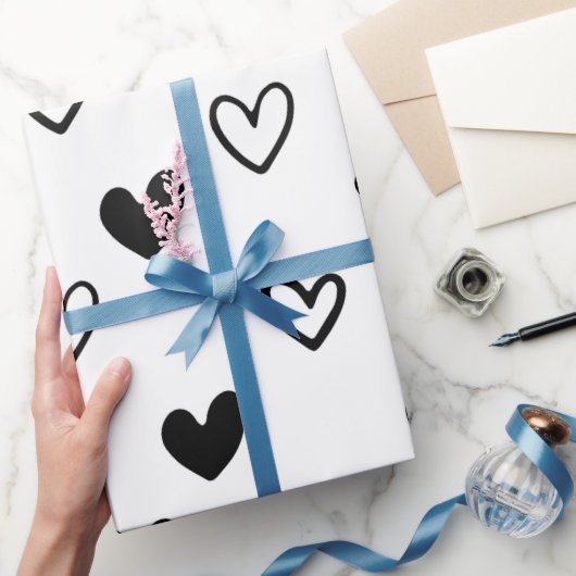 Zwart-wit minimalistische Valentijnsdag Cadeaupapier (Geschenken)