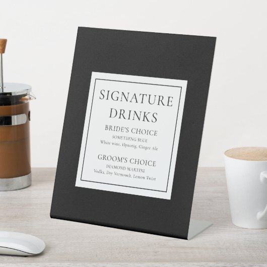 Zwart-wit Modern Classic Signature Drinken Reclamebord Met Voetstuk (Insitu)