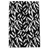 Zwart-wit modern gebladerte medium cadeauzakje (Voorkant)