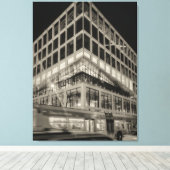 Zwart-wit modern gebouw 's nachts canvas afdruk (Insitu (Houten vloer))