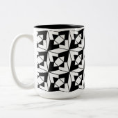 Zwart-wit modern geometrisch patroon tweekleurige koffiemok (Links)