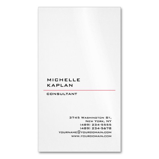 Zwart-wit Modern Professional Exclusief Magnetisch Visitekaartje (Voorkant Verticaal)