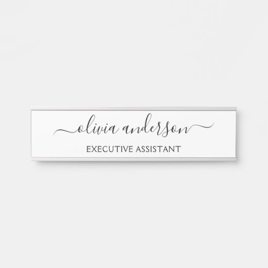 Zwart wit modern script meisjesmonogram naam deurbordje (Voorkant)