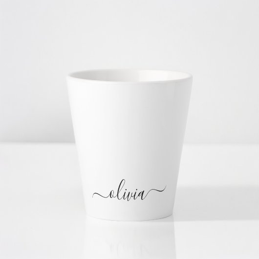 Zwart wit modern script meisjesmonogram naam latte mok