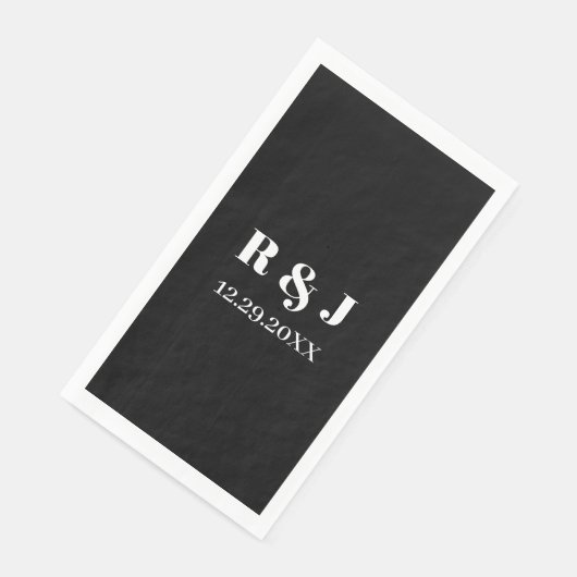 Zwart Wit Monogram Aangepast Echtpaar Naam Bruilof Servet (Hoek)