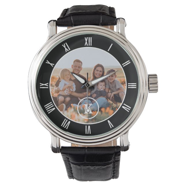 Zwart Wit Monogram Aangepaste foto Horloge (Voorkant)