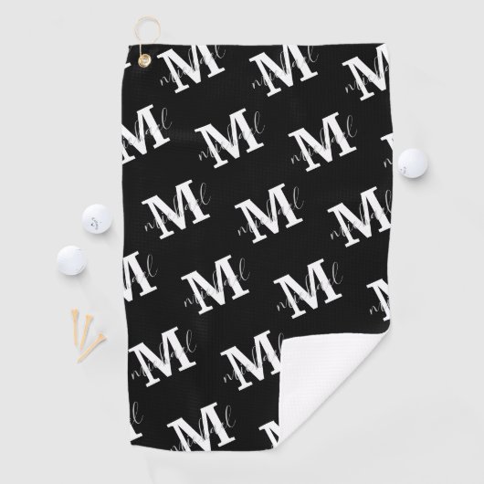 Zwart-wit monogram gepersonaliseerd patroon golfhanddoek (Insitu)