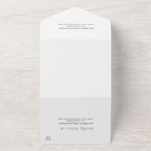 Zwart wit monogram in één bruiloft all in one uitnodiging (Buitenkant)