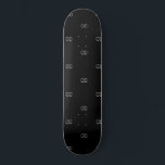 Zwart wit monogram initialen minimalistisch persoonlijk skateboard<br><div class="desc">Een stijlvolle zwarte achtergrond,  gedecoreerd met je monogram als patroon. Witte letters. Voor hem en haar.</div>