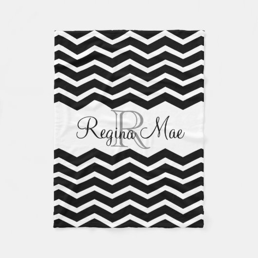 Zwart-wit Monogram Naam Keepsake Chevron Fleece Deken (Voorkant)