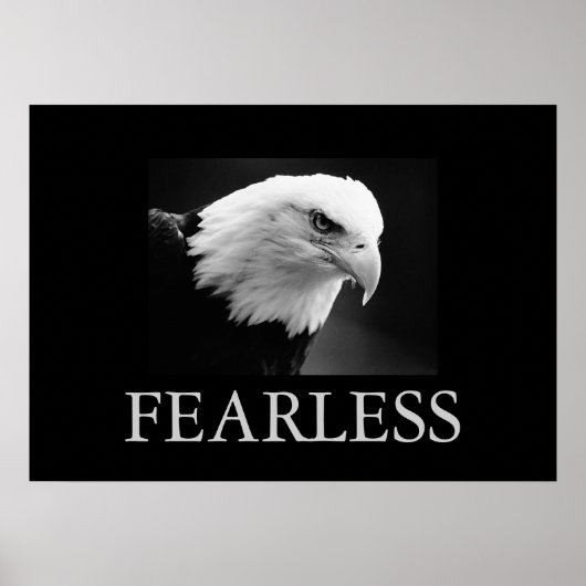 Zwart & Wit Motivatie Fearless Eagle Poster (Voorkant)