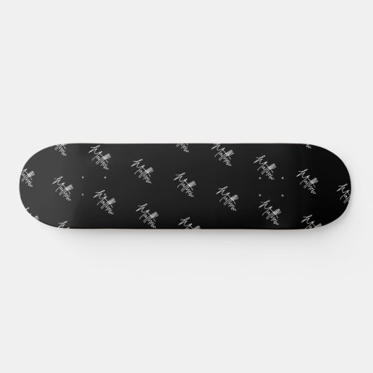Zwart wit naam patroon modern script persoonlijk skateboard (Horizontaal)