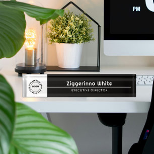 Zwart, wit naambordje