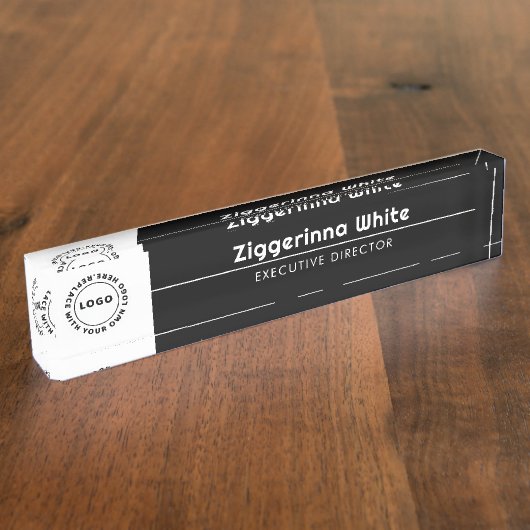 Zwart, wit naambordje (Zijkant)