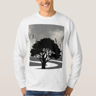 Zwart-wit natuur boom silhouet kronkelend pad t-shirt