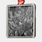 Zwart-wit New York City Night Skyline Metalen Ornament (Links)