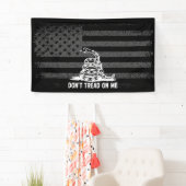 Zwart-wit niet tegen me in Amerikaanse vlag Spandoek (Insitu)