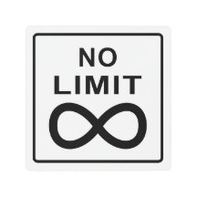 Zwart-wit "No limit" snelheidslimietteken