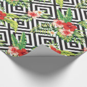 Zwart-wit Octagonaal Patroon en Tropische Bloemen Cadeaupapier (Hoek)