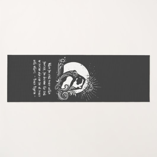 Zwart Wit One-legged King Pigeon Yoga Pose Logo Yogamat (Voorkant (horizontaal))