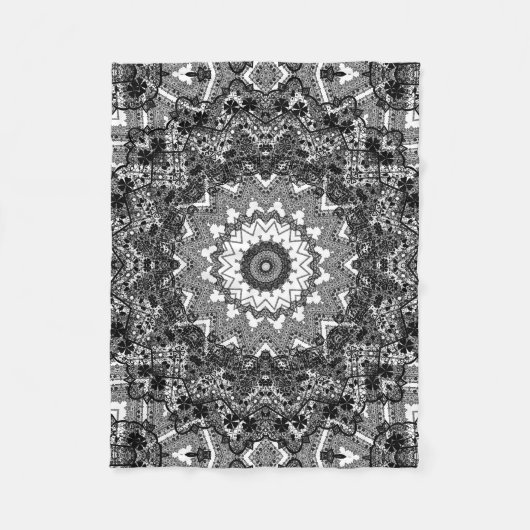 Zwart wit, openwerk, mandala fleece deken (Voorkant)