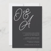 Zwart-wit overmaats script monogram bruiloft kaart (Voorkant)