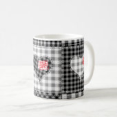 Zwart wit patchwork harten naadloos. koffiemok (Voorkant rechts)